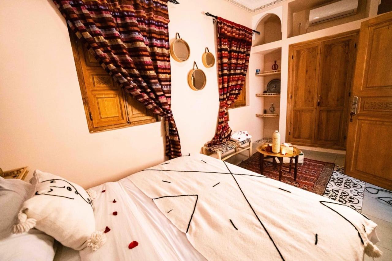 Riad Kiyanjana Marrakesh Exterior photo